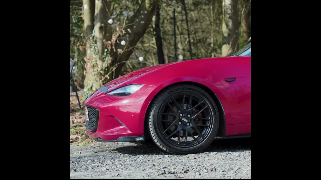 Cette MX-5 rouge est devenue autre chose #carmod #miata #transformation
