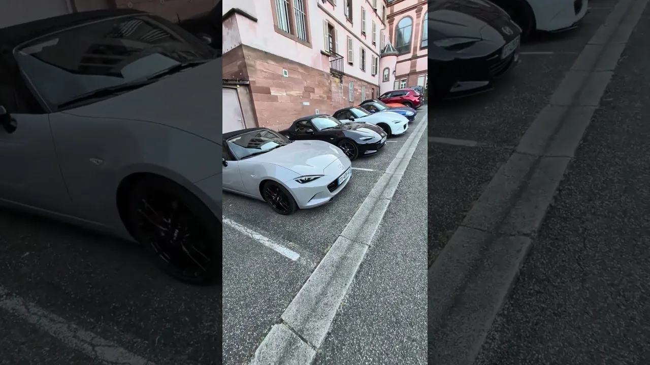Une collection de MX5 rentre au couvant #france #château