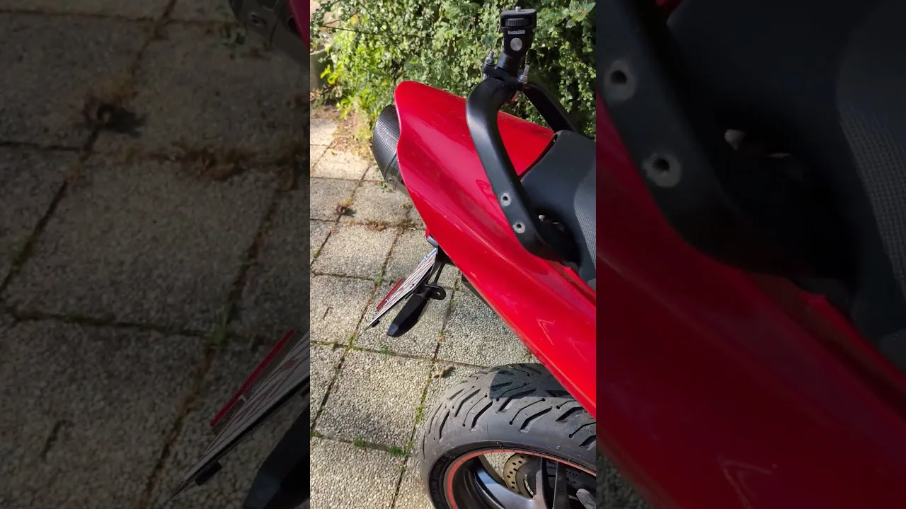 Vous n'avez JAMAIS entendu un son pareil sur une moto 🔊 #triumph #motorcycle #sound