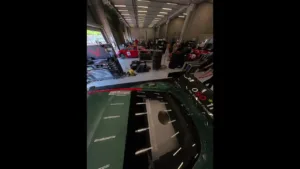 Pourquoi Aston Martin cache cette voiture ? 🤯 #astonmartin #f1 #racing