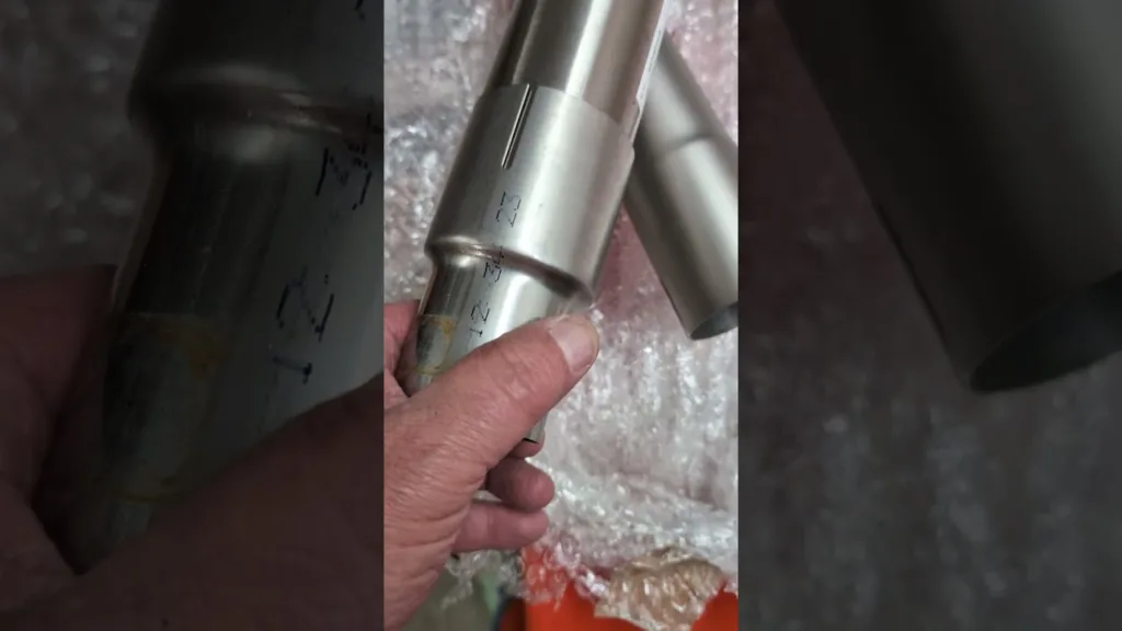 Vous avez une idée pour résoudre ce problème ? 🤯 #help #cars #exhaust