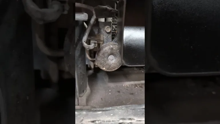 Nettoyage extrême du système de refroidissement ? 😮#satisfying #cleaning #carcare